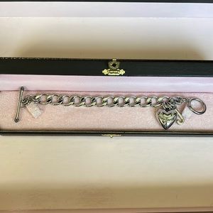 Juicy Couture chain link bracelet.